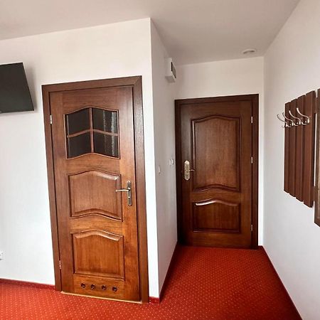 Hotel "Xavier" Lubycza Krolewska Εξωτερικό φωτογραφία